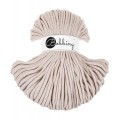 sznurek-do-makramy-bobbiny-5mm-cielisty.jpg